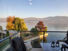 Wine Country Luxury Waterfront Condo